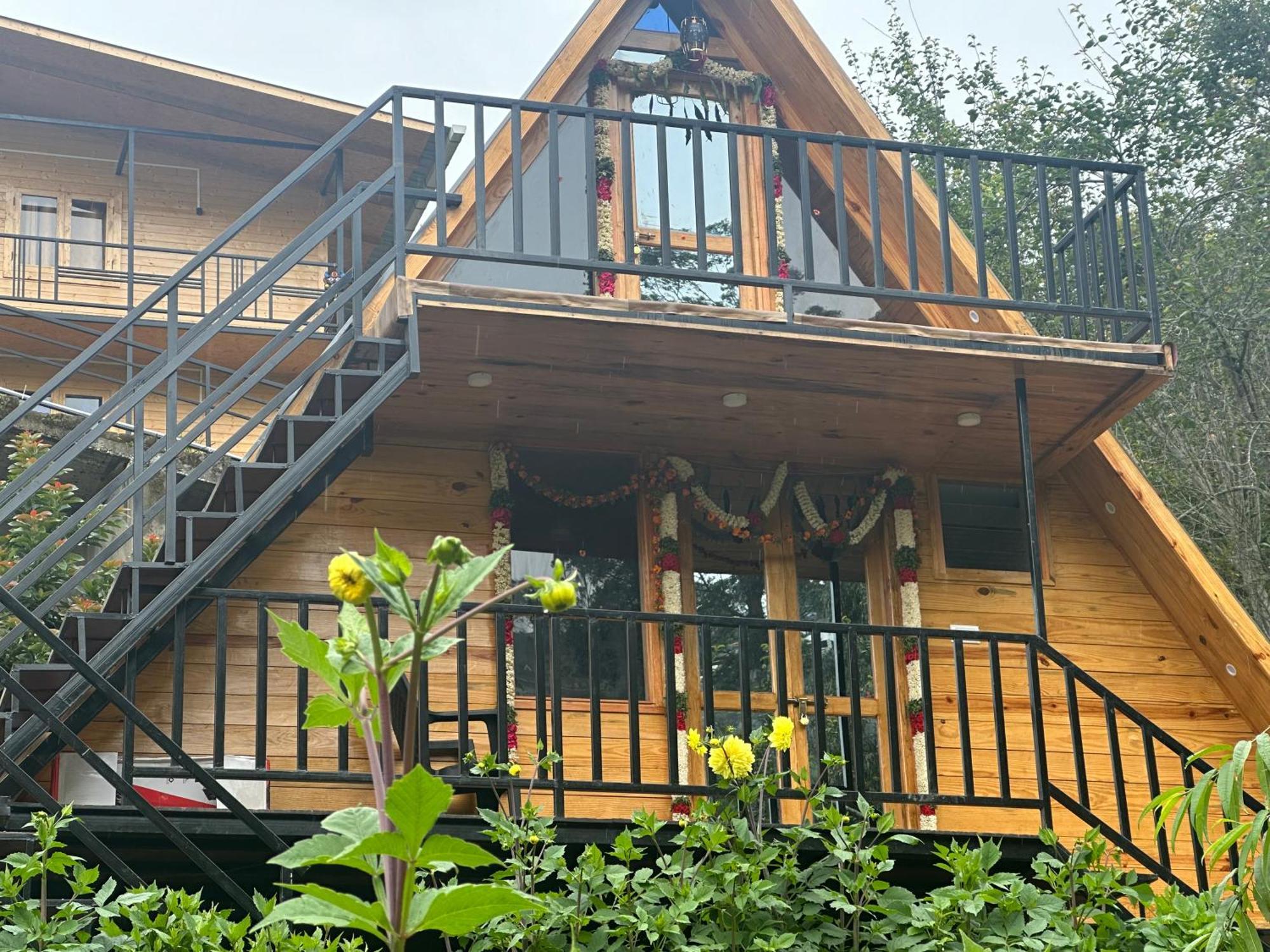 Magica Mount A Frame Wood House Villa Kodaikanal Exterior photo